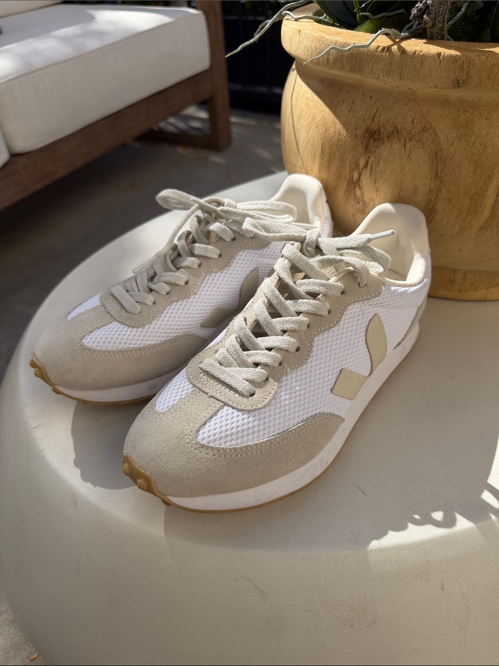 Veja Women's White and Beige Low-Top Mesh Suede Sneakers